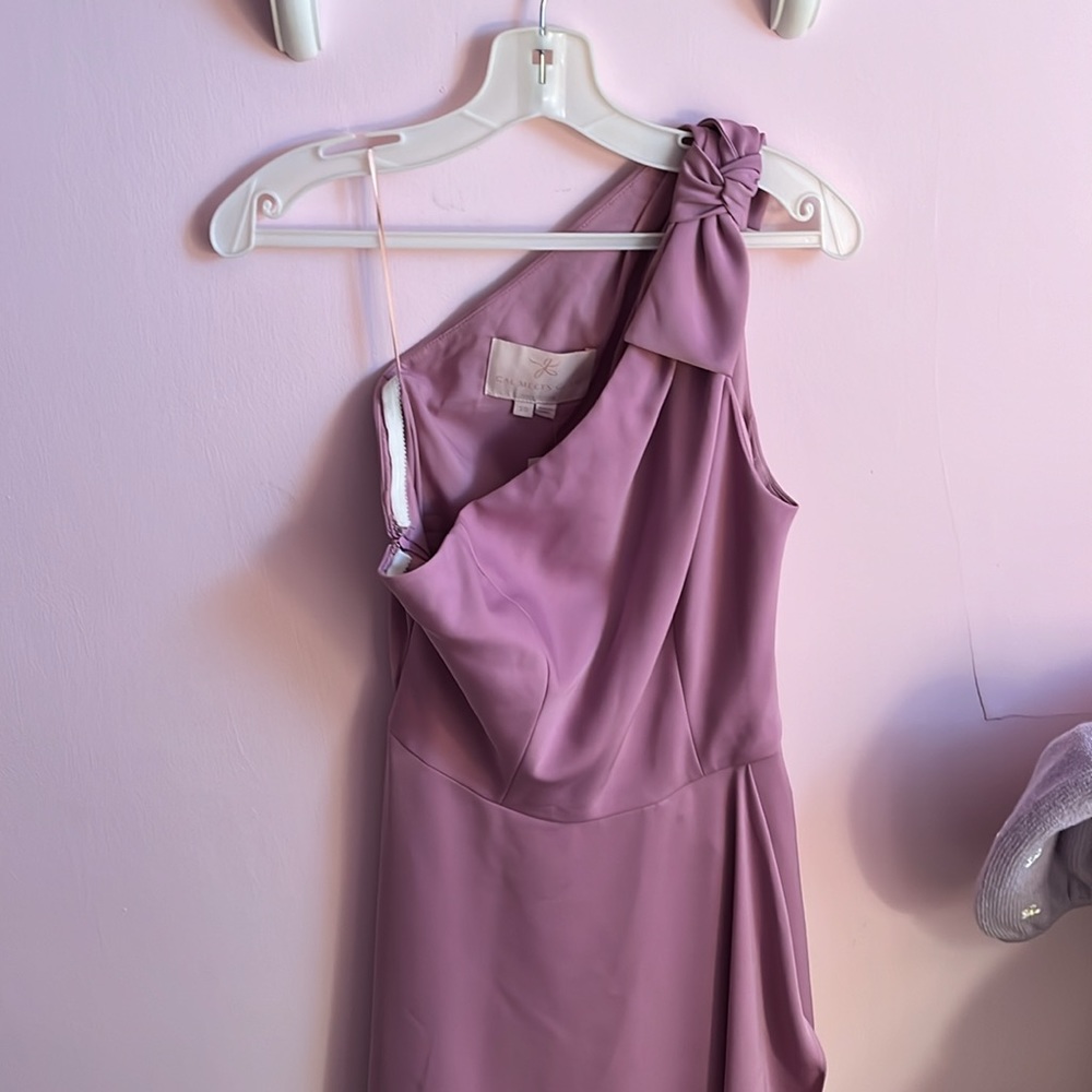 Gal Meets Glam Lavender Octavia Dress - Picture 4 of 7